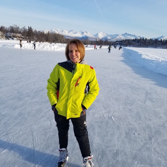 Meet your Posher 🍦 - Picture 3 of 3